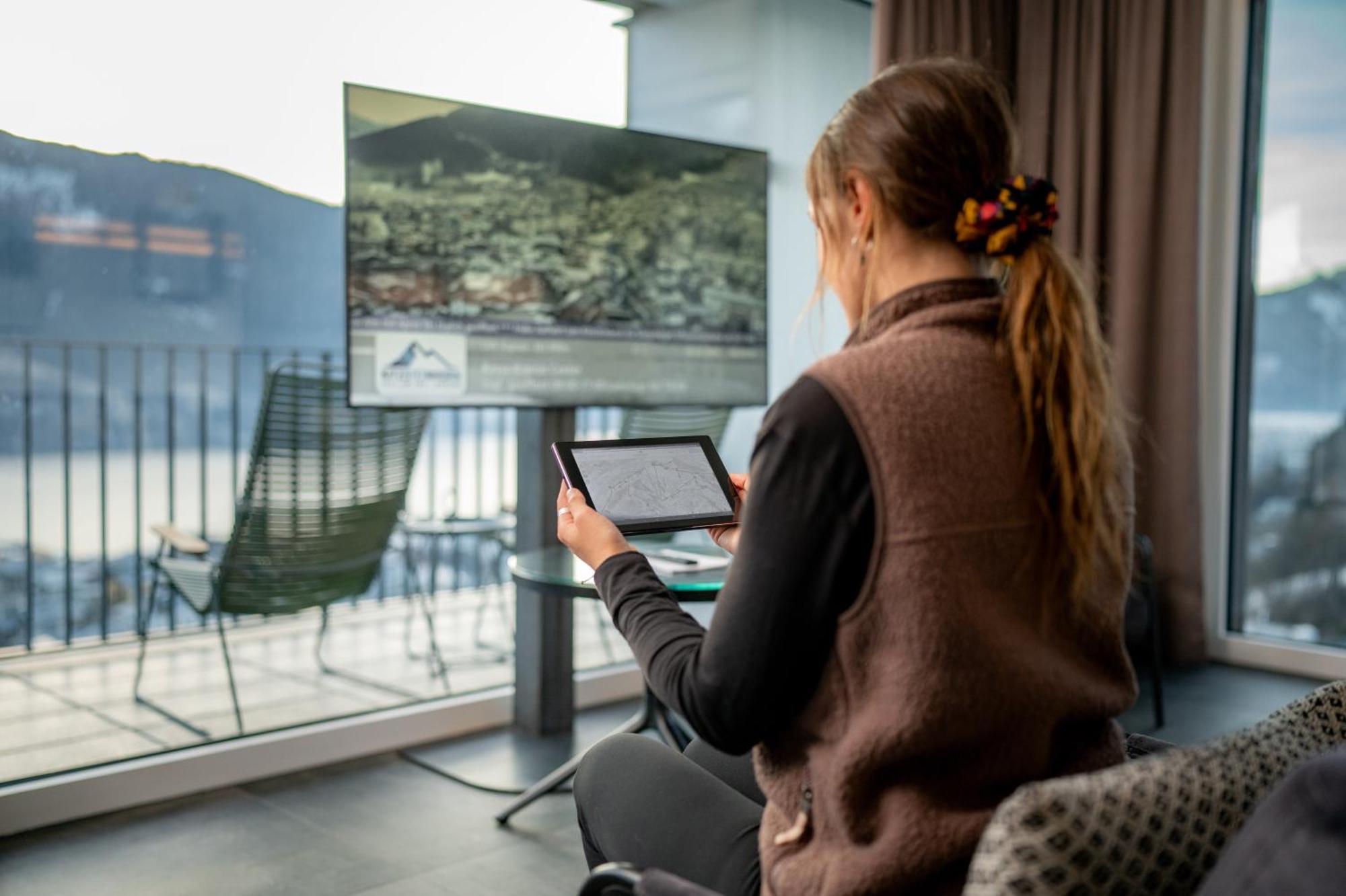 Nikolaus By Avenida Panoramic Wellness Suites Zell am See Exterior photo