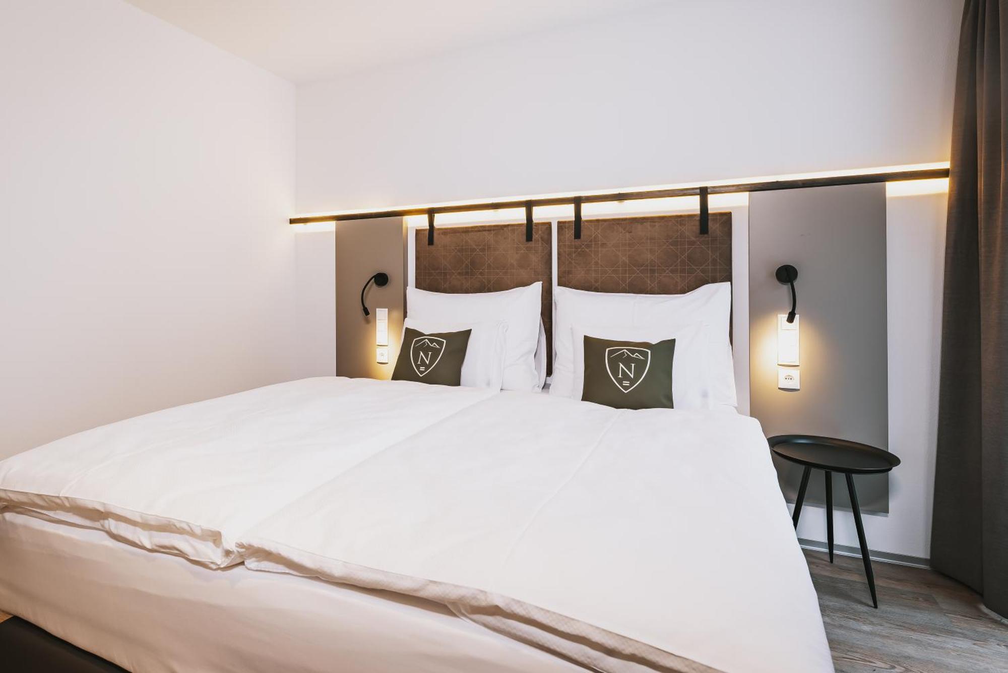 Nikolaus By Avenida Panoramic Wellness Suites Zell am See Exterior photo