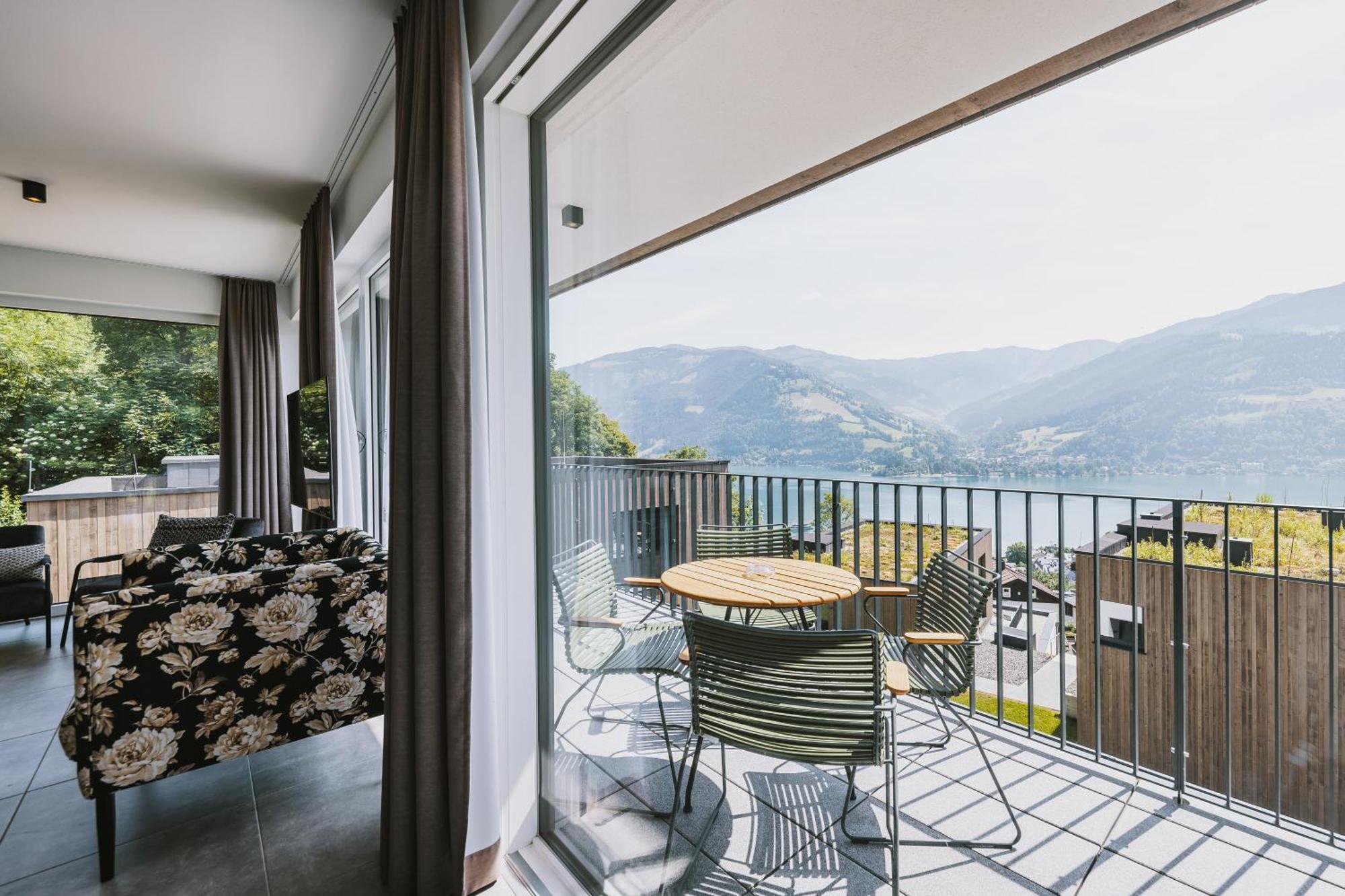 Nikolaus By Avenida Panoramic Wellness Suites Zell am See Exterior photo