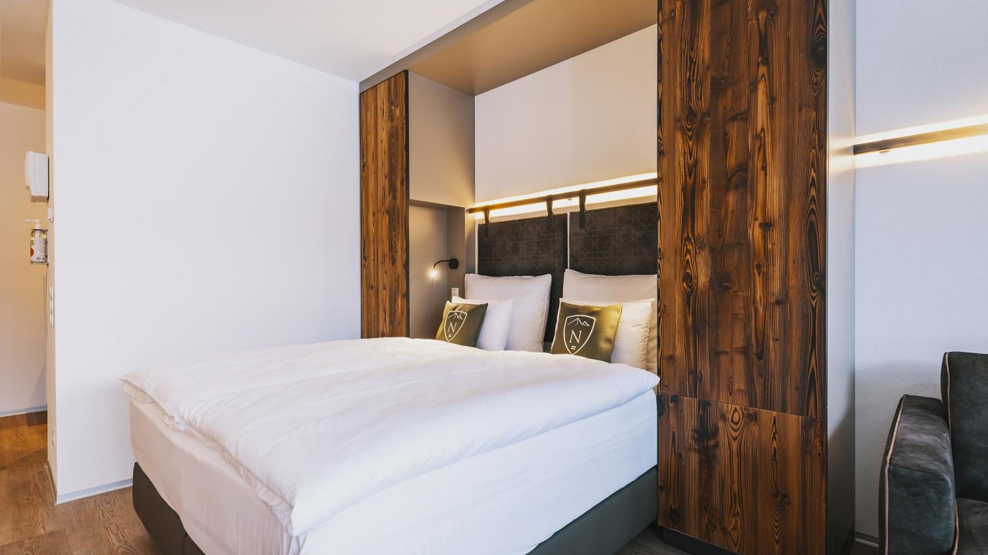 Nikolaus By Avenida Panoramic Wellness Suites Zell am See Exterior photo